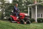 Craftsman T150 Gas Lawn Tractor | 46-in | 540cc | 19HP Briggs and Stratton Engine | Turn Tight Technology | In-Store Exclusive - Image 8